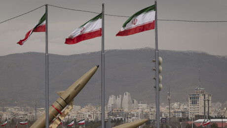 Irã: 'Responderemos às operações do inimigo com ataques prolongados e contundentes'