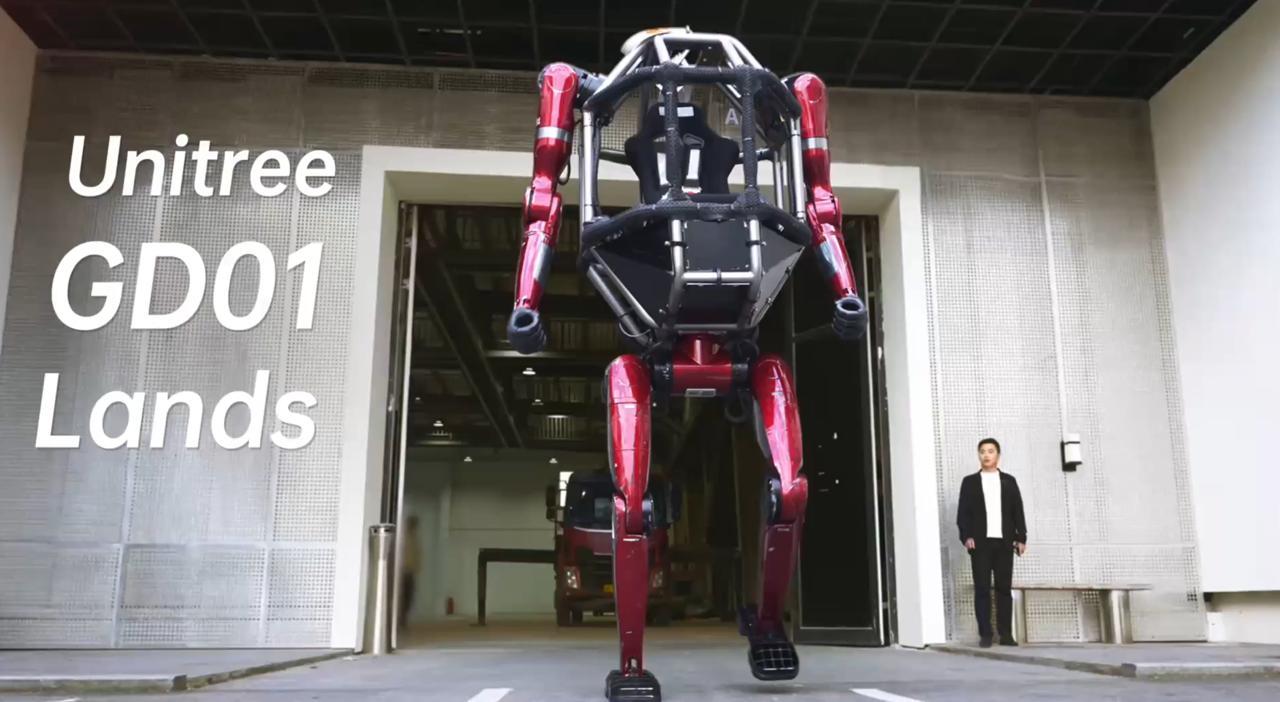 VÍDEO: China revela primeiro robô humanoide pilotável para uso civil