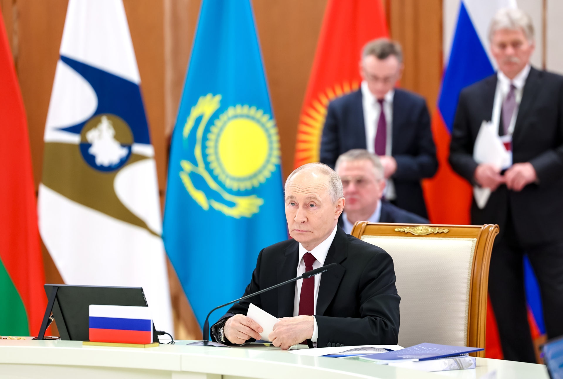Putin destaca benefícios da integração euroasiática para membros da União Econômica Euroasiática