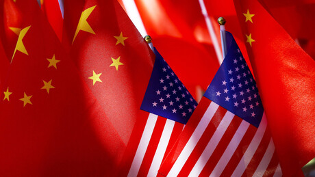 China critica novas restrições dos EUA que prejudicam a estabilidade nas relações bilaterais