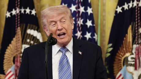 Trump adia fim do conflito com Irã por 'duas ou três semanas'