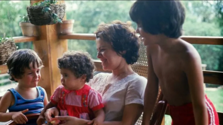 Filho de Elis Regina expõe ex-padrasto em meio a polêmica sobre o relançamento de Elis 73