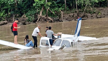 VÍDEO, FOTOS: Avião com sete pessoas cai no Rio Tarauacá, no interior do Acre