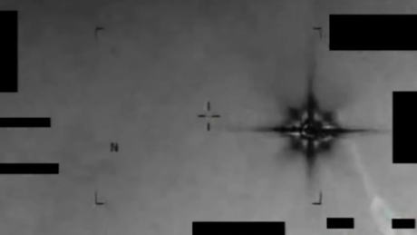VÍDEO: Pentágono divulga imagens de misteriosa 'estrela' de oito pontas em alta velocidade