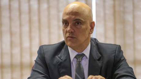 Oposição articula ofensiva contra Moraes no Congresso após ministro barrar dosimetria