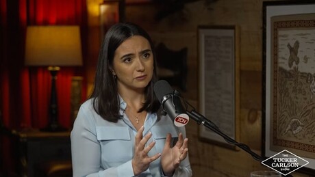 'Um ursinho de pelúcia diante das câmeras e um urso pardo quando as luzes se apagam': ex-porta-voz expõe a hipocrisia de Zelensky