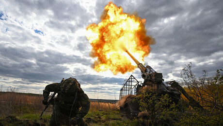 Rússia lança ataque hipersônico retaliatório contra complexo militar-industrial ucraniano