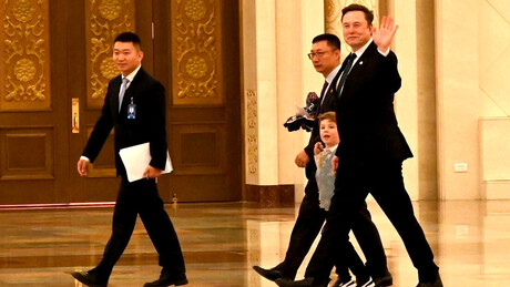FOTOS: Musk leva filho à cúpula Trump-Xi Jinping na China