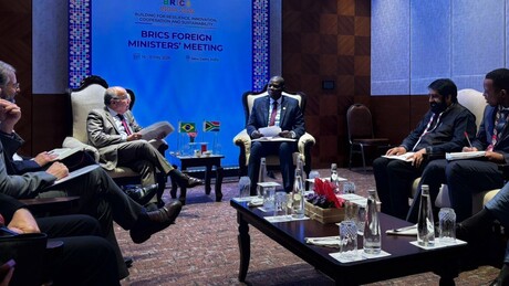 Mauro Vieira e chanceler da África do Sul discutem agenda global em reunião do BRICS