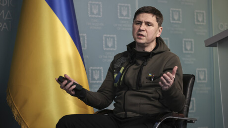 Assessor de Zelensky dá explicação bizarra sobre corrupção na Ucrânia