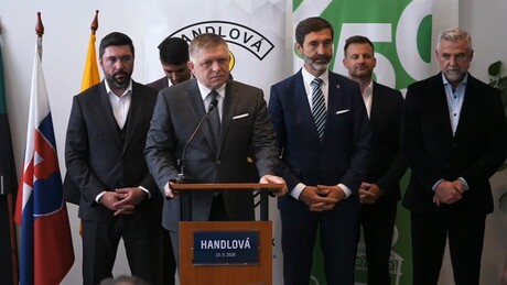 Premiê da Eslováquia acusa Europa de alimentar conflito na Ucrânia