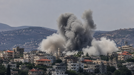 Israel ataca Líbano e mata 7 pessoas, apesar do cessar-fogo