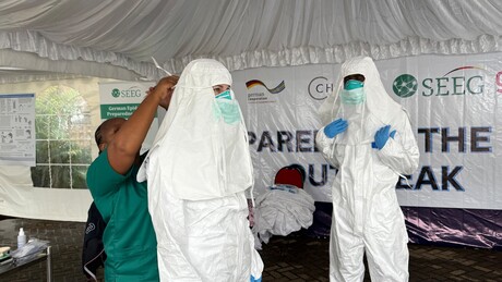 OMS revela prazo para vacina contra novo surto de ebola