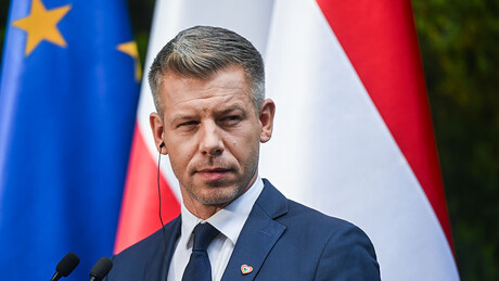 Hungria proíbe importação de produtos agrícolas ucranianos
