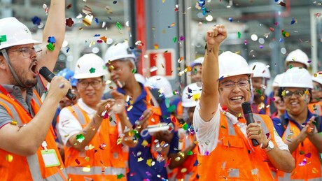 Parceria com China leva mais de mil trabalhadores por mês ao Brasil — Folha de S. Paulo