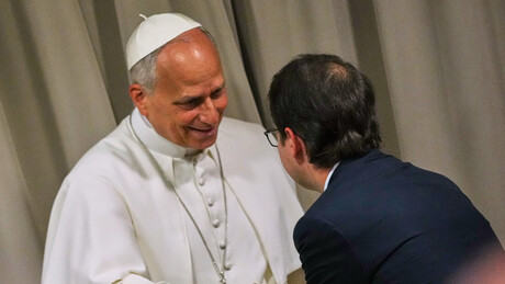 Por que o Papa se aliou a um ateu pioneiro da IA em sua 'cruzada' para regulá-la?