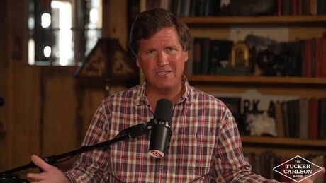 Tucker Carlson cobra posição global sobre Gaza: 'A maior tentativa de limpeza étnica desde os nazistas'