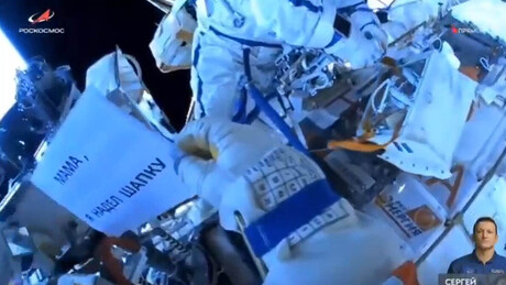 'Mamãe, eu pus o gorro!': mensagem de cosmonauta russo emociona durante caminhada espacial