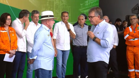 VÍDEO: Senador Laércio Oliveira (Progressistas) é fortemente vaiado em evento e Lula precisa intervir