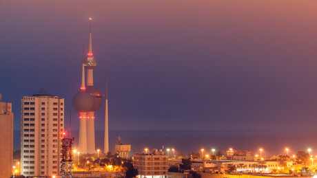 Kuwait relata ataque de 'drones e mísseis hostis'