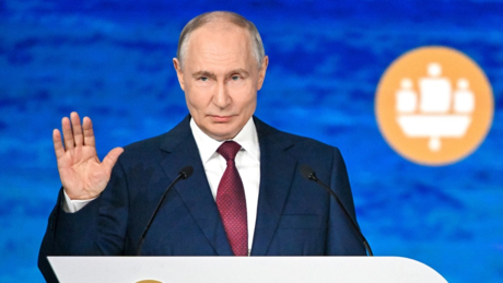 Putin explica como Rússia planeja desenvolver sua economia em meio às sanções