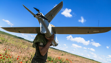 Rússia frustra ataque massivo de quase mil drones ucranianos em 24 horas