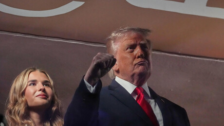 VÍDEO: Trump é vaiado nas finais da NBA