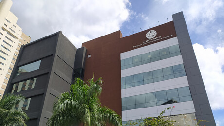 Ministério Público intima Hospital Albert Einstein a implementar cotas em residência médica