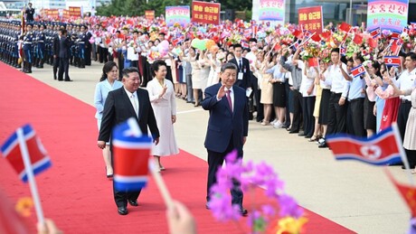 Xi Jinping diz que China e RPDC são 'companheiras na trajetória socialista'