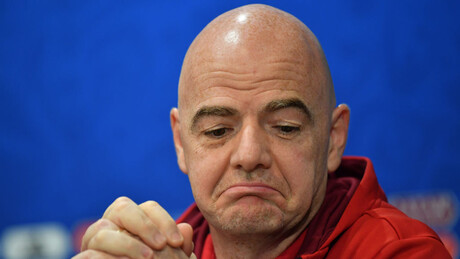 Presidente da FIFA responde se está envergonhado pela escolha dos EUA como país-sede