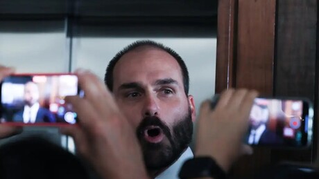 STF julga Eduardo Bolsonaro por articulação de tarifas e sanções nos EUA