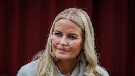 A princesa herdeira da Noruega passa por um transplante de pulmão
