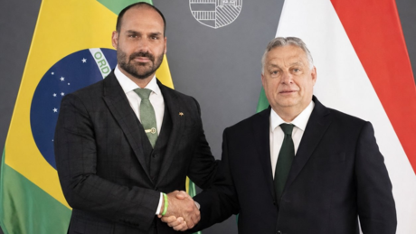 Viktor Orbán declara apoio a Eduardo Bolsonaro e chama sentença contra ex-deputado de 'escandalosa'