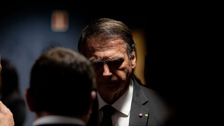 Arma de Bolsonaro foi inutilizada para evitar riscos, diz defesa, citando saúde mental do político