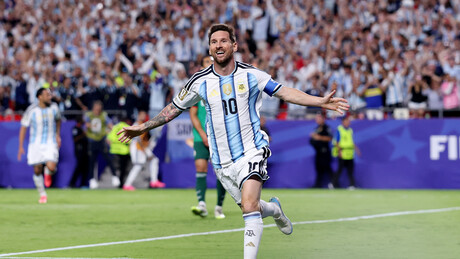 Messi chega a 17 gols e assume recorde de artilharia em Copas do Mundo