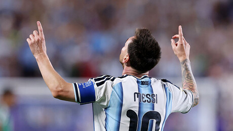 Messi quebra quatro recordes mundiais, anuncia Guinness Book