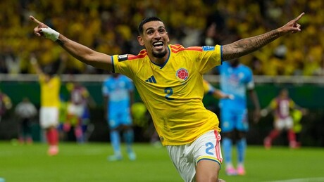 Colômbia vence e se classifica para próxima fase da Copa do Mundo
