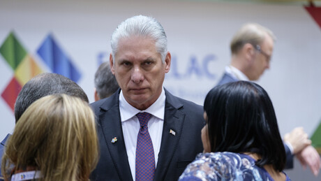 Presidente de Cuba denuncia EUA por 'agressão incessante' contra seu país