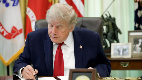 Juiz cita Trump como exemplo de sucesso financeiro em despacho cobrando prova de pobreza de idoso