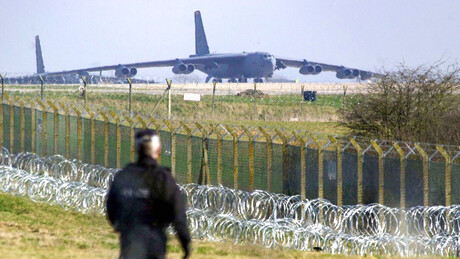 EUA gastarão bilhões de dólares na modernização de suas bases militares em país europeu aliado