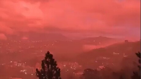 VÍDEOS, FOTOS: Uma semana após terremoto devastador, céu de Caracas é tingido em vermelho