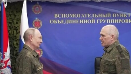 PRIMEIRAS IMAGENS do encontro de Putin com militares após a libertação de cidade estratégica
