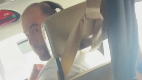 VÍDEO: Veja o momento em que avião cai em rio de Nova York