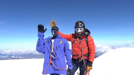 VÍDEO: Robô humanoide chinês conquista monte Chimborazo a 6 mil metros de altitude