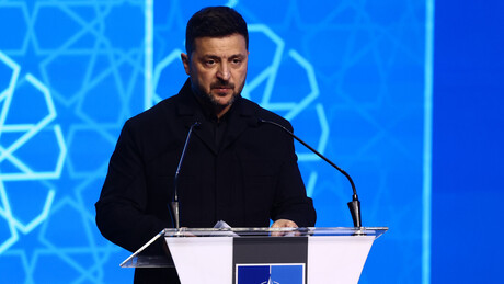 Parlamento Europeu condena homenagem de Zelensky a colaboradores nazistas