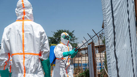 Ebola se espalha com velocidade e sem ser detectado, afirma a OMS
