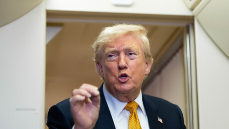 'As ordens já foram dadas': Trump afirma que Exército dos EUA está pronto para destruir completamente o Irã