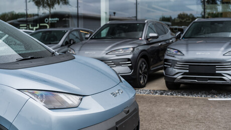 Montadora chinesa anuncia que pode superar Toyota sem vender veículos nos EUA