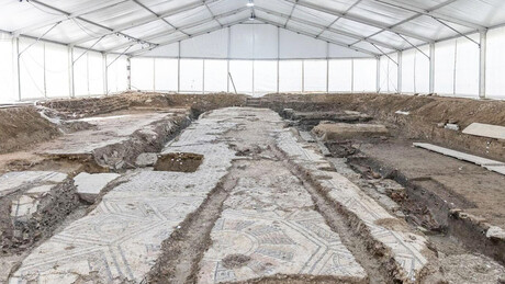 Arqueólogos descobrem provável igreja cristã mais antiga de cidade italiana