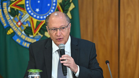 Alckmin diz que Brasil seguirá negociando com EUA e aposta na abertura de novos mercados